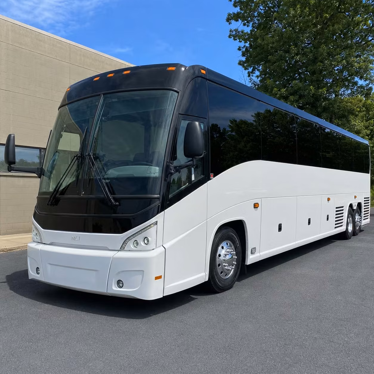 shuttle buses for midland federal agencies and city government departments